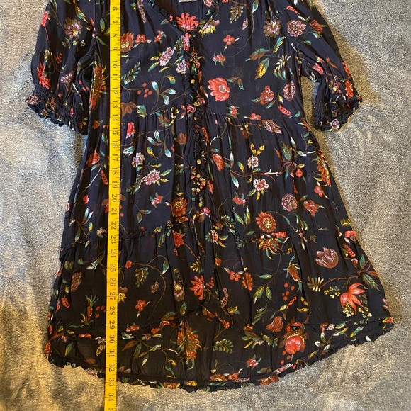 Anthropologie Flower Tunic - Picture 3 of 5